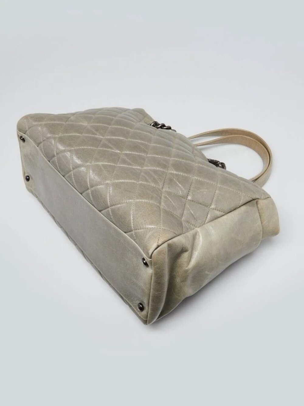 Chanel Grey Quilted Glazed Calfskin Leather Chain ID Chain Tote Bag - Picture 2 of 11